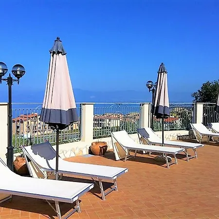 Apartment La Terrazza Di Pizzo